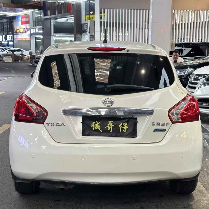 置换车批发2014年日产骐达16自动档高配行驶13万公里 省油好开特价32888 置换车批发2014年日产骐达16自动档高配行驶13万公里 省油好开特价32888