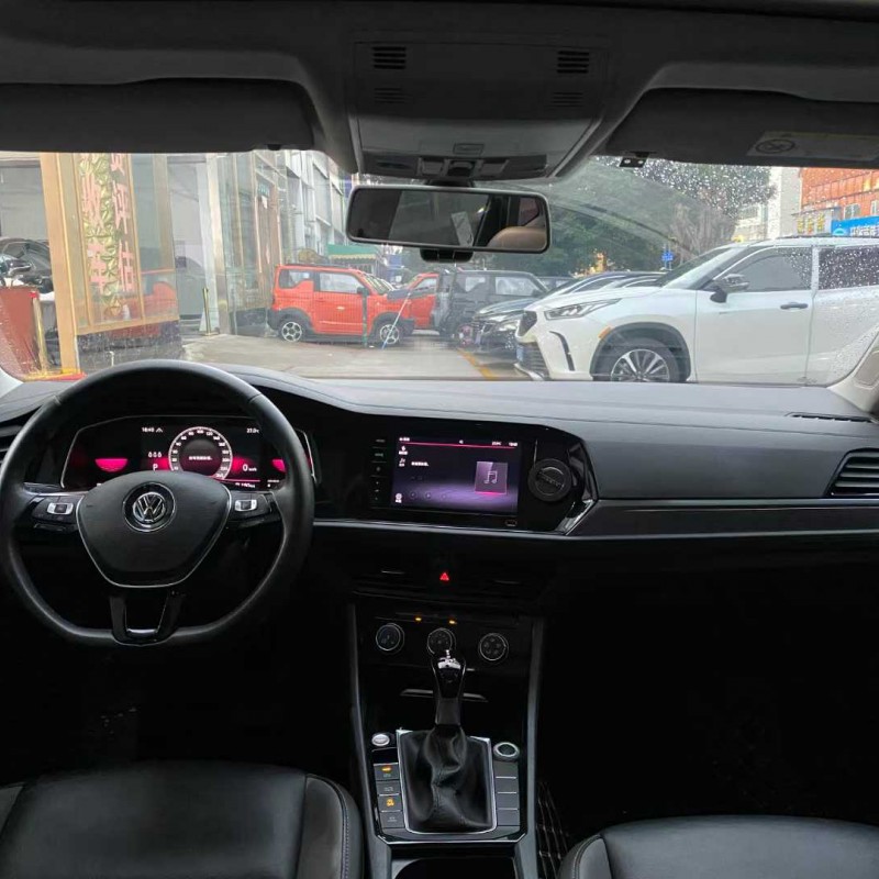 2021款 速腾 280TSI DSG舒适智联版上牌时间2021年02月 2021款 速腾 280TSI DSG舒适智联版上牌时间2021年02月