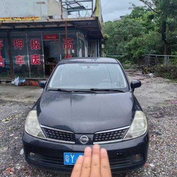 骐达自动波审车到明年车况原版无事故      