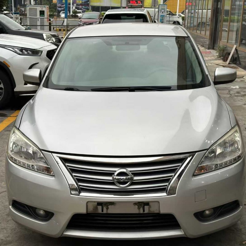 2012款 轩逸 18XE CVT舒适版上牌时间2013年06月行驶里程 2012款 轩逸 18XE CVT舒适版上牌时间2013年06月行驶里程