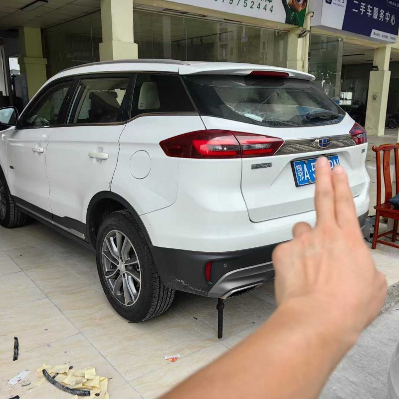 2018款 博越 18TD 自动两驱智联型4G互联版上牌时间2019年0 2018款 博越 18TD 自动两驱智联型4G互联版上牌时间2019年0