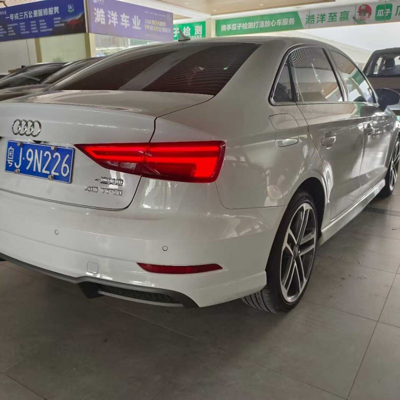 2018款 奥迪A3 30周年年型 Limousine 35 TFSI 2018款 奥迪A3 30周年年型 Limousine 35 TFSI