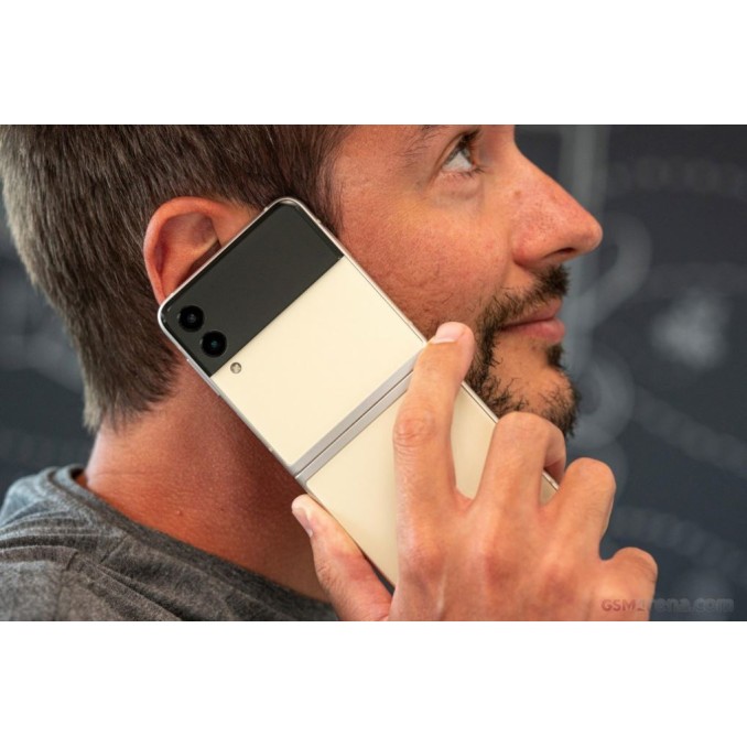 99% New Z Flip 2 3 4 5g Smartphone Used Phone Flip Android Phone Gaming Phone 99% New Z Flip 2 3 4 5g Smartphone Used Phone Flip Android Phone Gaming Phone