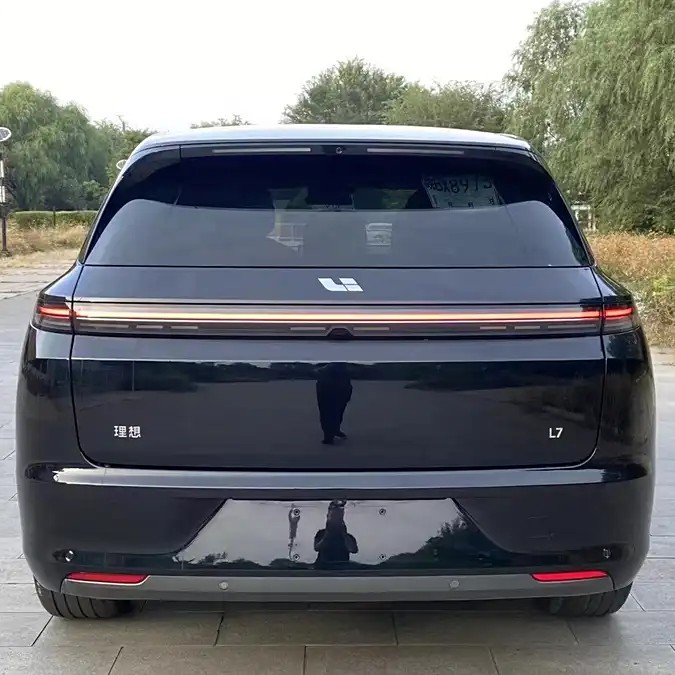 2023 Lixiang L7 new energy vehicle second-hand 5-seat extended-range 449Ps automatic dual-motor AWD turbine engine left-hand second-hand Li L7 2023 Lixiang L7 new energy vehicle second-hand 5-seat extended-range 449Ps automatic dual-motor AWD turbine engine left-hand second-hand Li L7