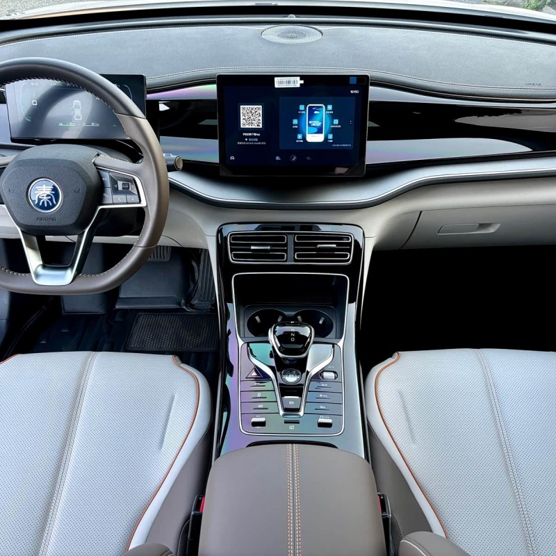 Qin PLUS 2023 Champion Edition DM-i 120KM Beyond Edition Qin PLUS 2023 Champion Edition DM-i 120KM Beyond Edition