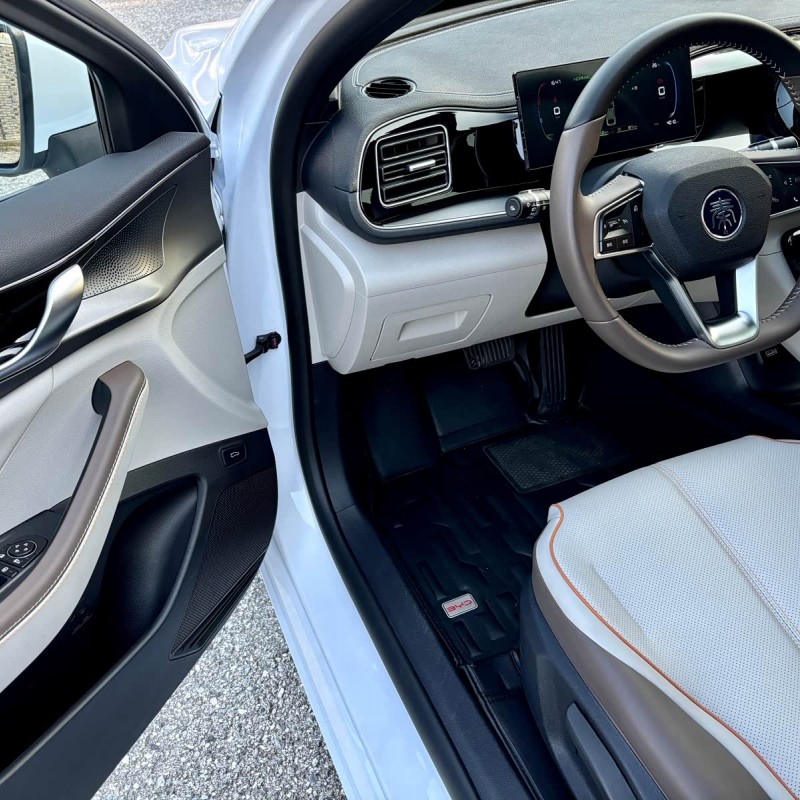 Qin PLUS 2023 Champion Edition DM-i 120KM Beyond Edition Qin PLUS 2023 Champion Edition DM-i 120KM Beyond Edition