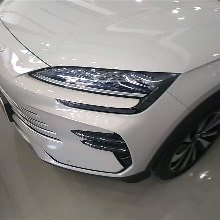 Song PLUS New Energy 2023 Champion Edition DM-i 110KM Flagship PLUS Song PLUS New Energy 2023 Champion Edition DM-i 110KM Flagship PLUS