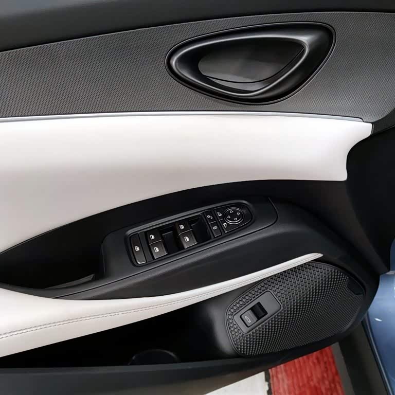 Haibao 06 New Energy 2024 DM-i 80KM Luxury Edition Haibao 06 New Energy 2024 DM-i 80KM Luxury Edition