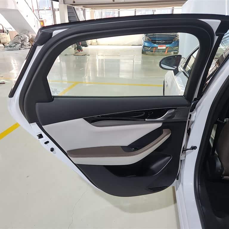 Qin PLUS 2023 Champion Edition DM-i 120KM Excellence Edition Qin PLUS 2023 Champion Edition DM-i 120KM Excellence Edition