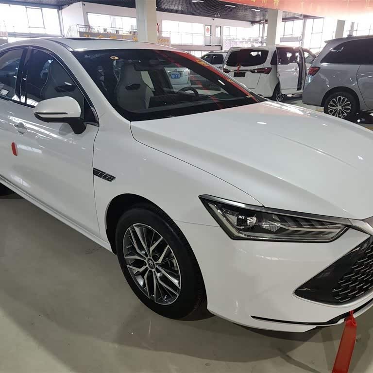 Qin PLUS 2023 Champion Edition DM-i 120KM Excellence Edition Qin PLUS 2023 Champion Edition DM-i 120KM Excellence Edition
