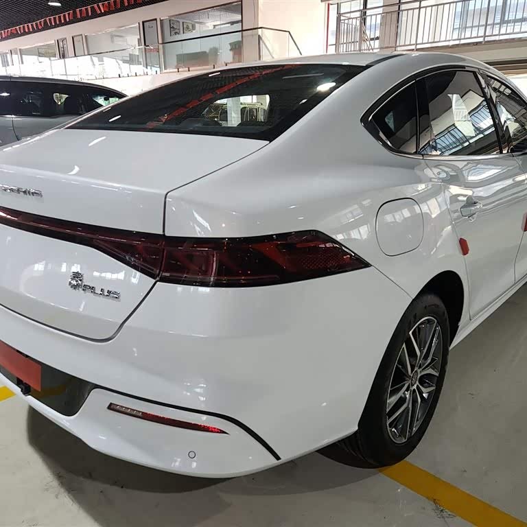 Qin PLUS 2023 Champion Edition DM-i 120KM Excellence Edition Qin PLUS 2023 Champion Edition DM-i 120KM Excellence Edition