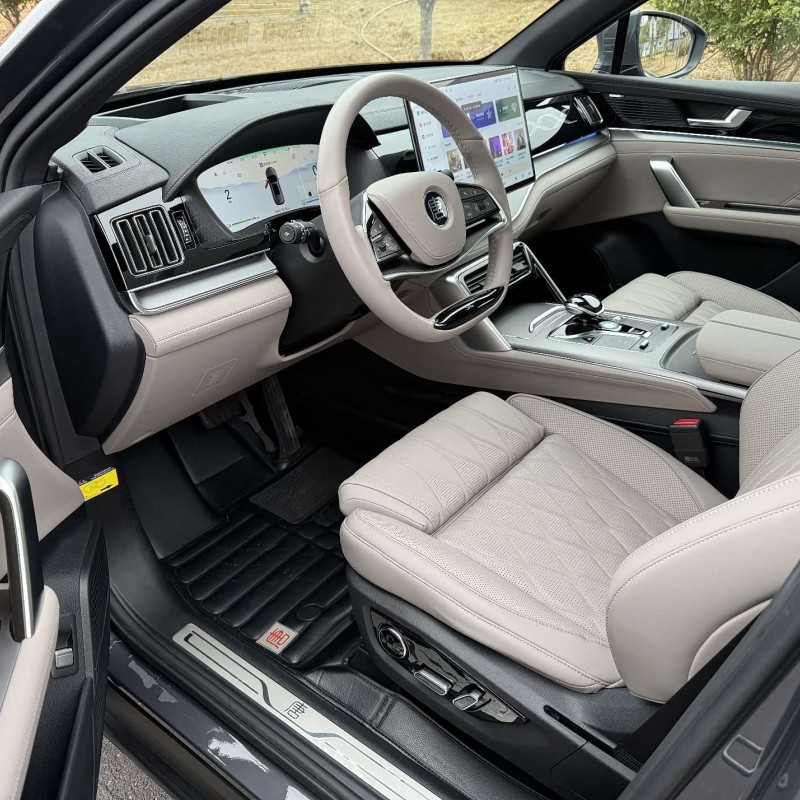 Tang New Energy 2024 DM-p Champion Edition 215KM Four-Wheel Drive Flagship Model Tang New Energy 2024 DM-p Champion Edition 215KM Four-Wheel Drive Flagship Model