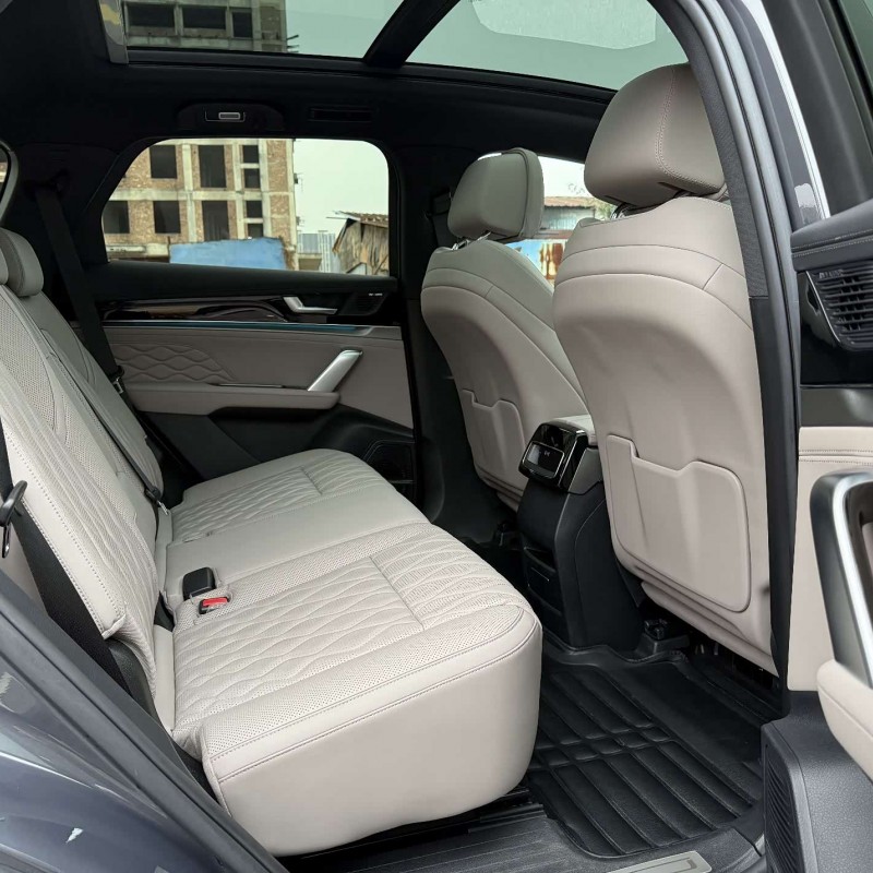 Tang New Energy 2024 DM-p Champion Edition 215KM Four-Wheel Drive Flagship Model Tang New Energy 2024 DM-p Champion Edition 215KM Four-Wheel Drive Flagship Model