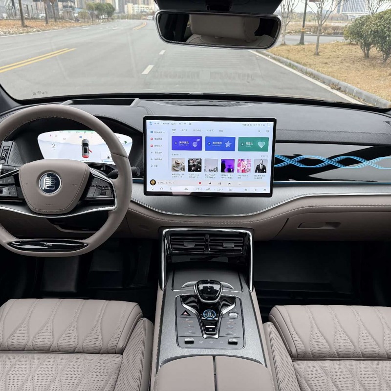 Tang New Energy 2024 DM-p Champion Edition 215KM Four-Wheel Drive Flagship Model Tang New Energy 2024 DM-p Champion Edition 215KM Four-Wheel Drive Flagship Model
