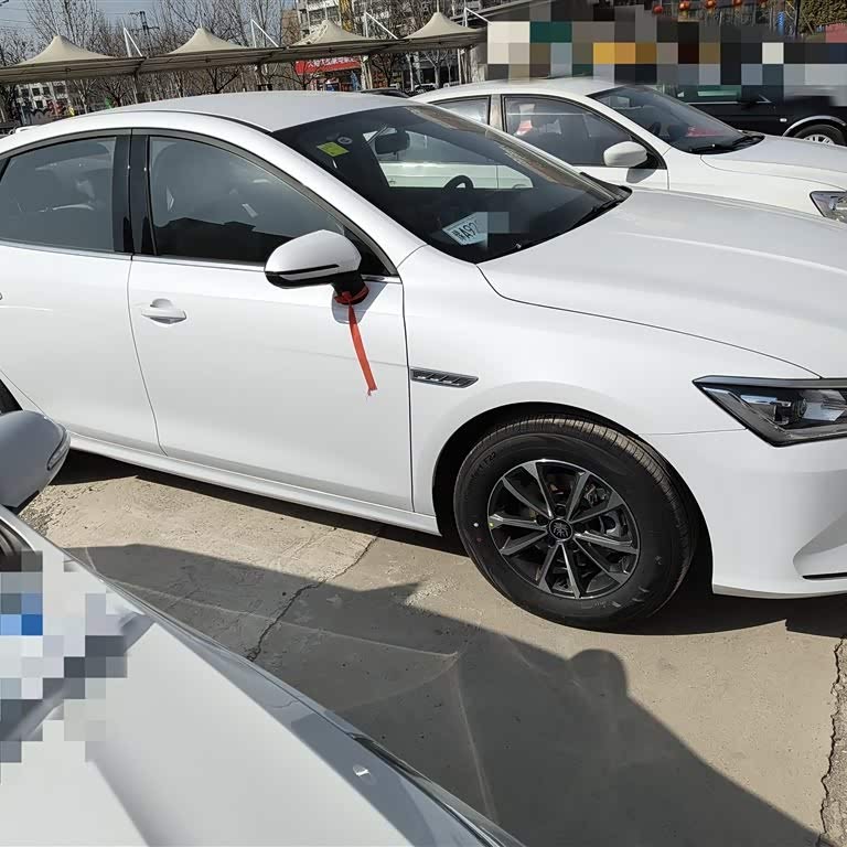 Qin PLUS 2024 Honor Edition DM-i 55KM Leading Edition Qin PLUS 2024 Honor Edition DM-i 55KM Leading Edition