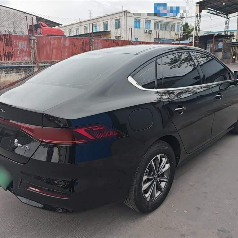 Qin PLUS 2024 Honor Edition DM-i 55KM Leading Edition Qin PLUS 2024 Honor Edition DM-i 55KM Leading Edition