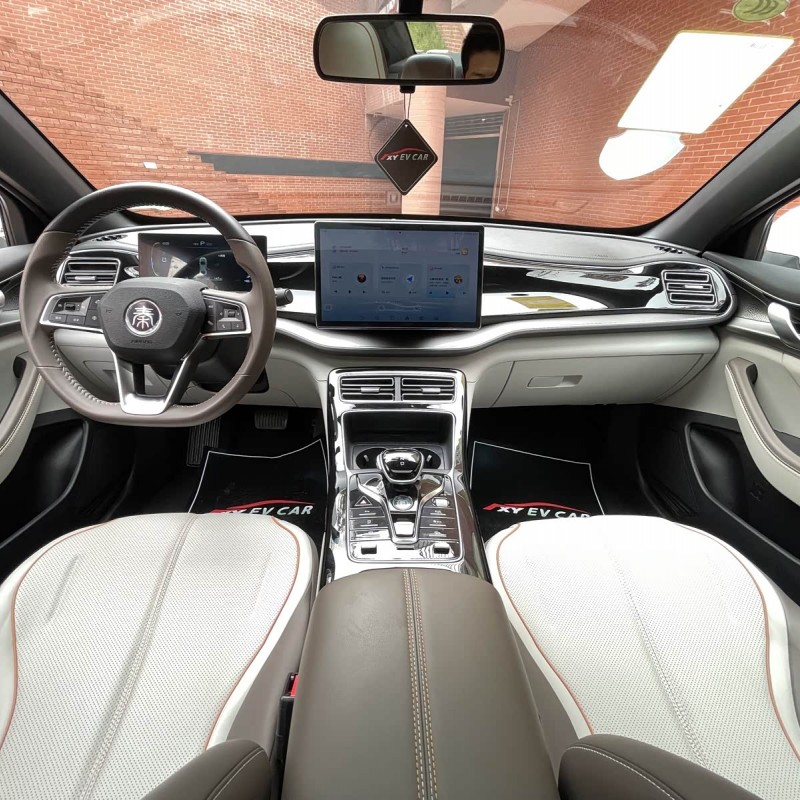 Qin PLUS 2024 Honor Edition DM-i 120KM Beyond Edition Qin PLUS 2024 Honor Edition DM-i 120KM Beyond Edition