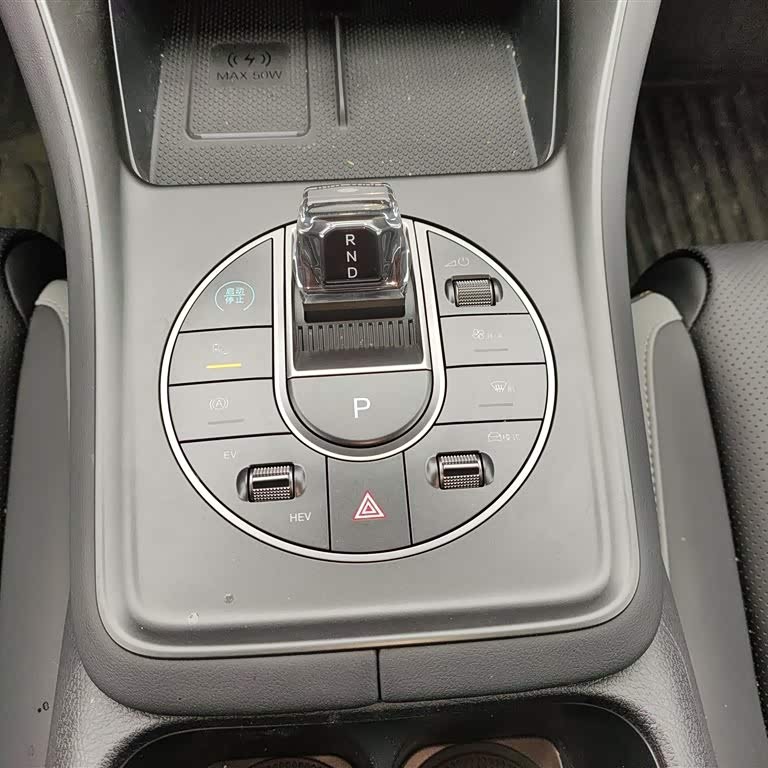 Sea Lion 05 DM-i 2025 DM-i 115KM Flagship Model Sea Lion 05 DM-i 2025 DM-i 115KM Flagship Model