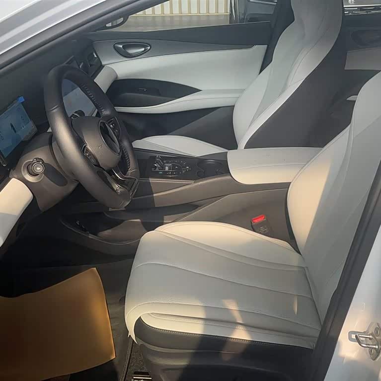 Haibao 06 New Energy 2024 DM-i 120KM Premium Edition Haibao 06 New Energy 2024 DM-i 120KM Premium Edition