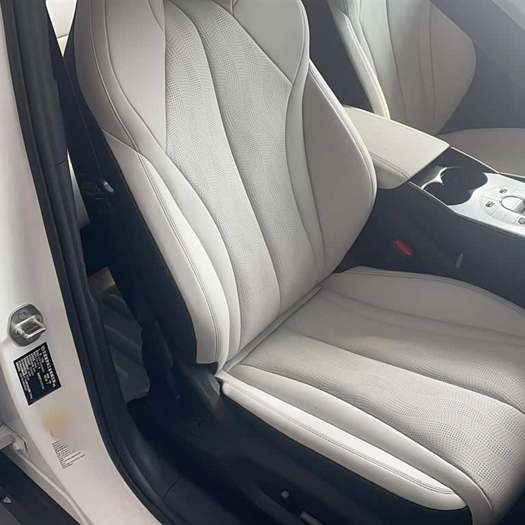 Haibao 06 New Energy 2024 DM-i 120KM Premium Edition Haibao 06 New Energy 2024 DM-i 120KM Premium Edition