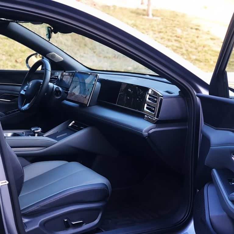 Qin L 2024 DM-i 120KM Beyond Edition Qin L 2024 DM-i 120KM Beyond Edition