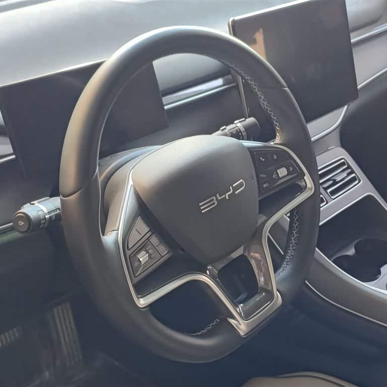 Destroyer 05 2023 Champion Edition DM-i 120KM Premium Destroyer 05 2023 Champion Edition DM-i 120KM Premium