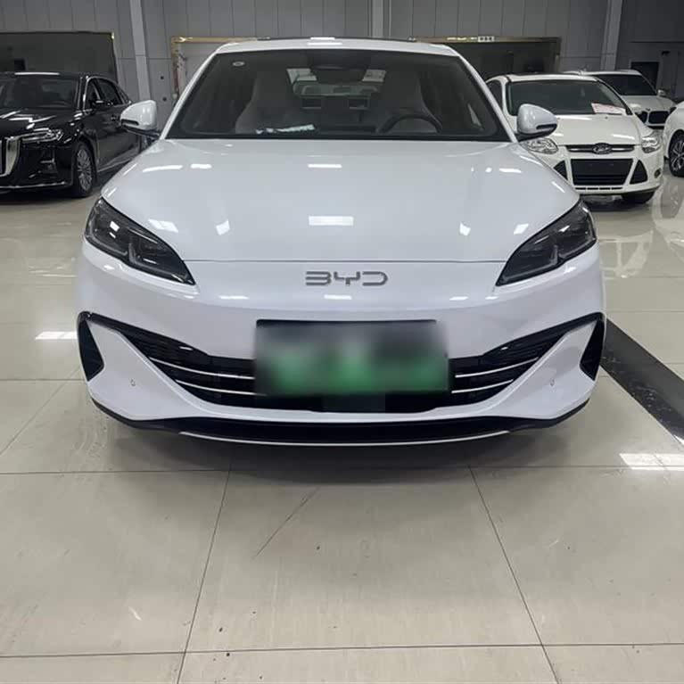 Haibao 06 New Energy 2024 DM-i 120KM Flagship Model Haibao 06 New Energy 2024 DM-i 120KM Flagship Model