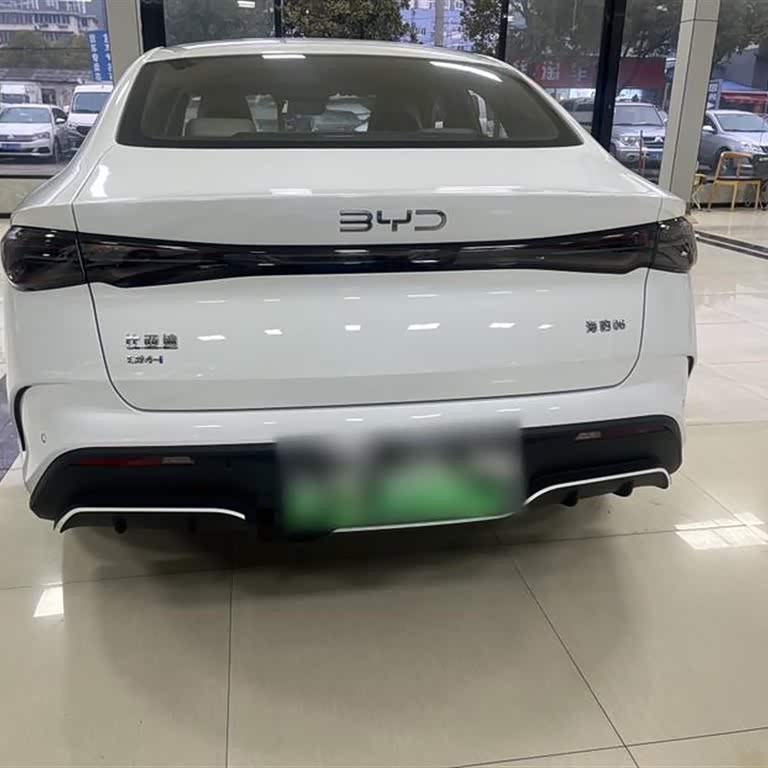 Haibao 06 New Energy 2024 DM-i 120KM Flagship Model Haibao 06 New Energy 2024 DM-i 120KM Flagship Model