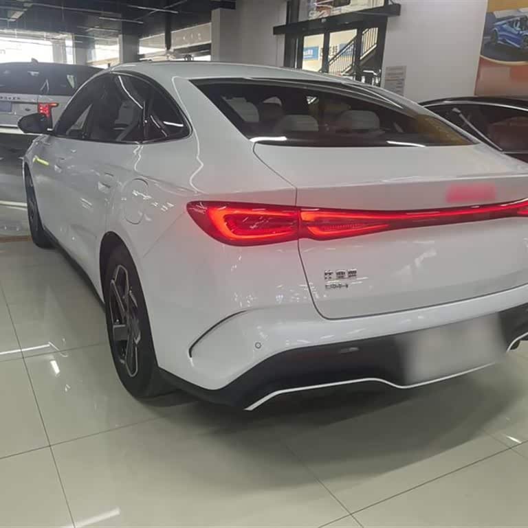 Haibao 06 New Energy 2024 DM-i 120KM Flagship Model Haibao 06 New Energy 2024 DM-i 120KM Flagship Model
