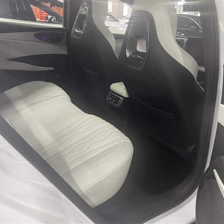 Haibao 06 New Energy 2024 DM-i 120KM Flagship Model Haibao 06 New Energy 2024 DM-i 120KM Flagship Model