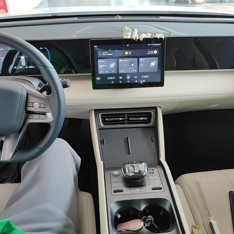 Qin L 2024 DM-i 80KM Leading Edition Qin L 2024 DM-i 80KM Leading Edition