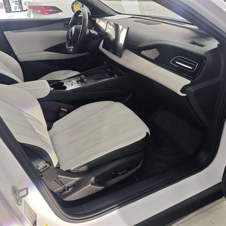 Haibao 06 New Energy 2024 DM-i 120KM Premium Edition Haibao 06 New Energy 2024 DM-i 120KM Premium Edition