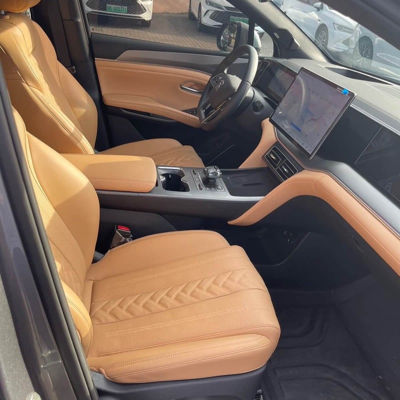 Song L DM-i 2024 160km Excellence Edition Song L DM-i 2024 160km Excellence Edition