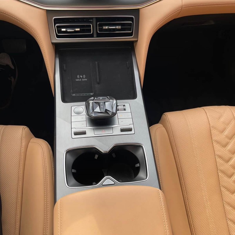 Song L DM-i 2024 160km Excellence Edition Song L DM-i 2024 160km Excellence Edition