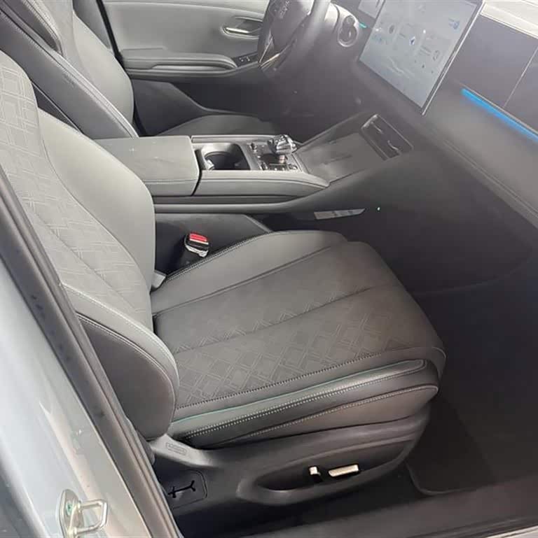 Qin L 2024 DM-i 120KM Excellence Edition Qin L 2024 DM-i 120KM Excellence Edition
