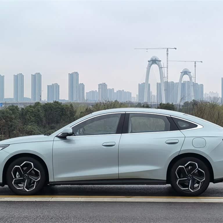 Haibao 06 New Energy 2024 DM-i 120KM Flagship Model Haibao 06 New Energy 2024 DM-i 120KM Flagship Model
