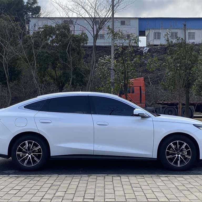 Haibao 06 New Energy 2024 DM-i 120KM Premium Edition Haibao 06 New Energy 2024 DM-i 120KM Premium Edition