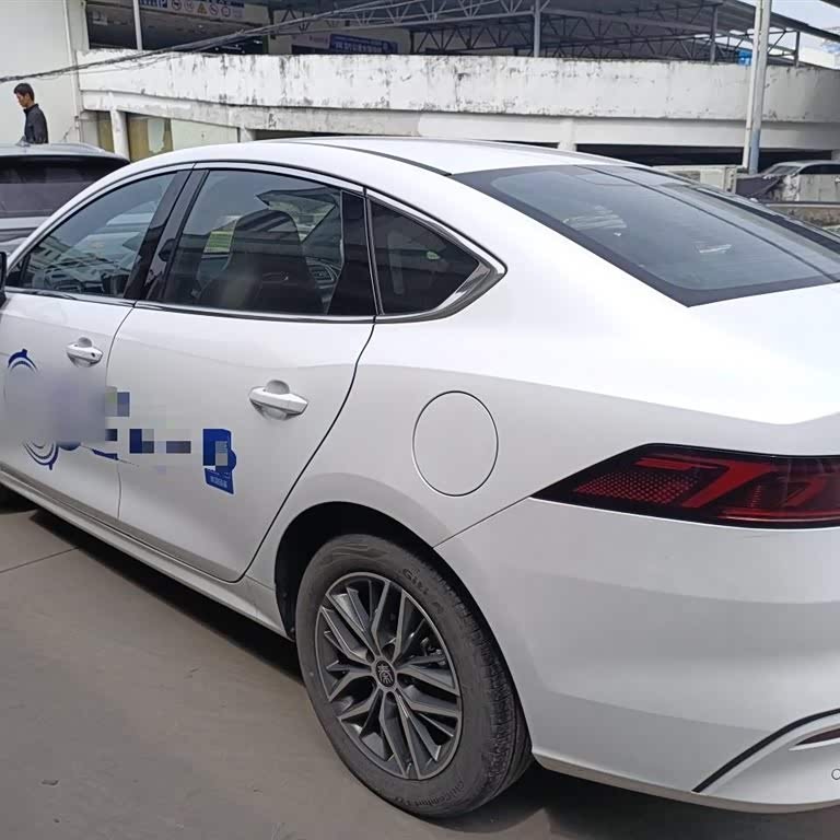 Qin PLUS 2023 Champion Edition DM-i 120KM Excellence Edition Qin PLUS 2023 Champion Edition DM-i 120KM Excellence Edition