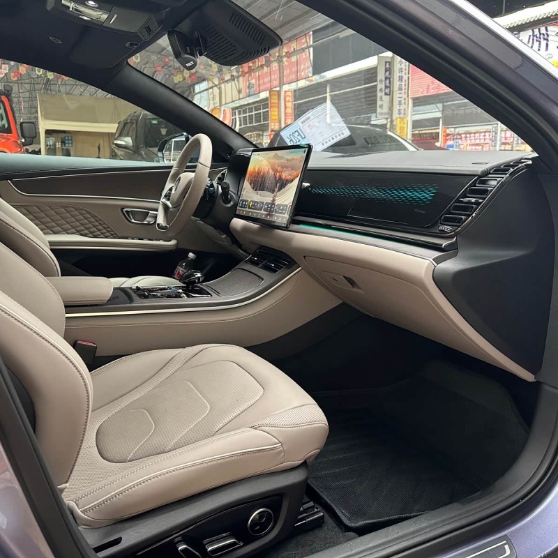 Han 2024 EV Glory Edition 610km 4WD God's Eye Intelligent Driving Han 2024 EV Glory Edition 610km 4WD God's Eye Intelligent Driving