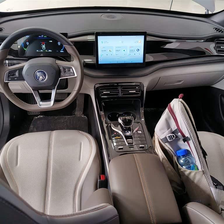 Qin PLUS 2024 Honor Edition DM-i 55KM Leading Edition Qin PLUS 2024 Honor Edition DM-i 55KM Leading Edition
