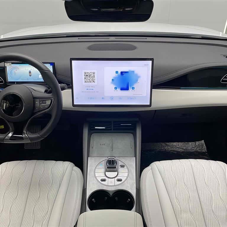 Haibao 06 New Energy 2024 DM-i 120KM Flagship Model Haibao 06 New Energy 2024 DM-i 120KM Flagship Model
