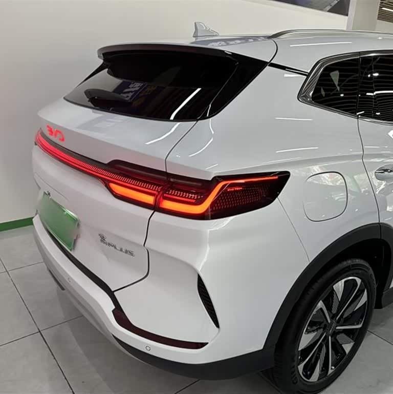 Song PLUS New Energy 2025 DM-i 112KM Premium Edition Song PLUS New Energy 2025 DM-i 112KM Premium Edition