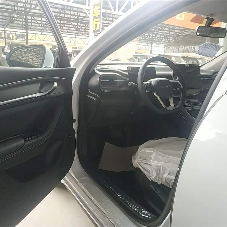 Destroyer 05 2024 Glory Edition DM-i 55KM Luxury Model Destroyer 05 2024 Glory Edition DM-i 55KM Luxury Model