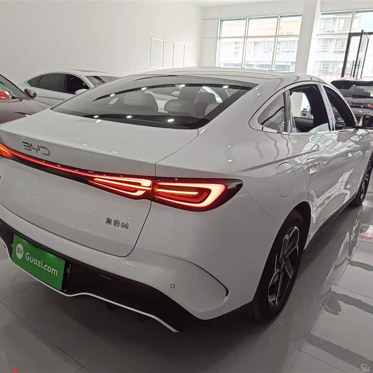 Haibao 06 New Energy 2024 DM-i 120KM Flagship Model Haibao 06 New Energy 2024 DM-i 120KM Flagship Model