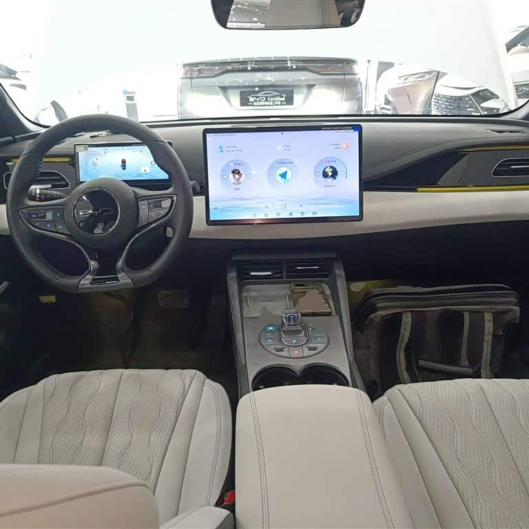 Haibao 06 New Energy 2024 DM-i 120KM Flagship Model Haibao 06 New Energy 2024 DM-i 120KM Flagship Model