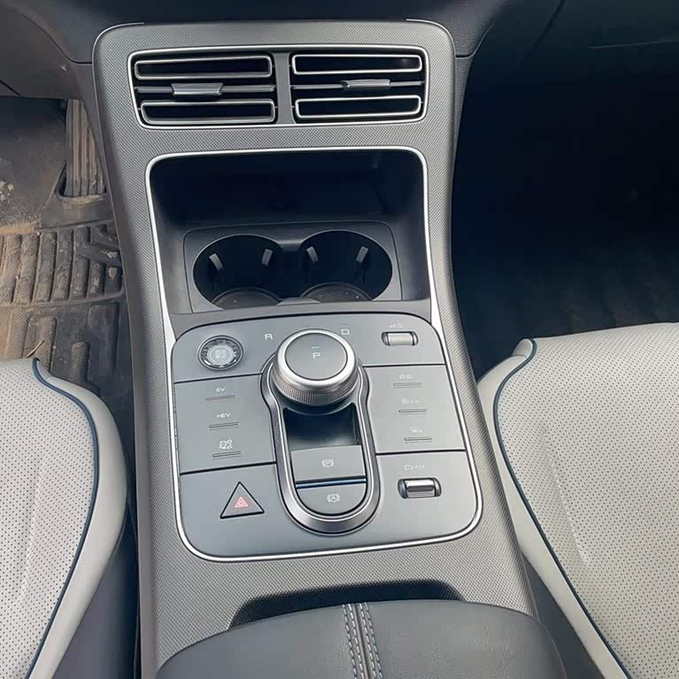 Destroyer 05 2024 Glory Edition DM-i 120KM Premium Destroyer 05 2024 Glory Edition DM-i 120KM Premium