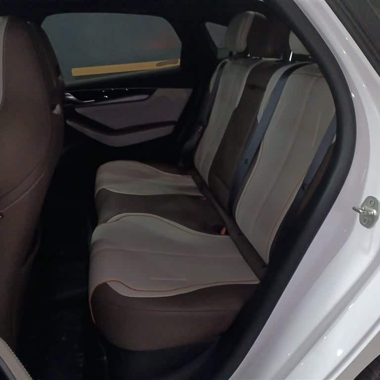 Qin PLUS 2024 Honor Edition DM-i 120KM Beyond Edition Qin PLUS 2024 Honor Edition DM-i 120KM Beyond Edition