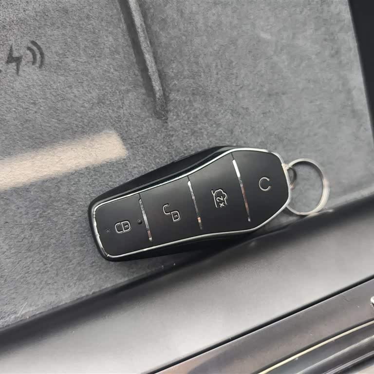 Qin L 2024 DM-i 120KM Excellence Edition Qin L 2024 DM-i 120KM Excellence Edition