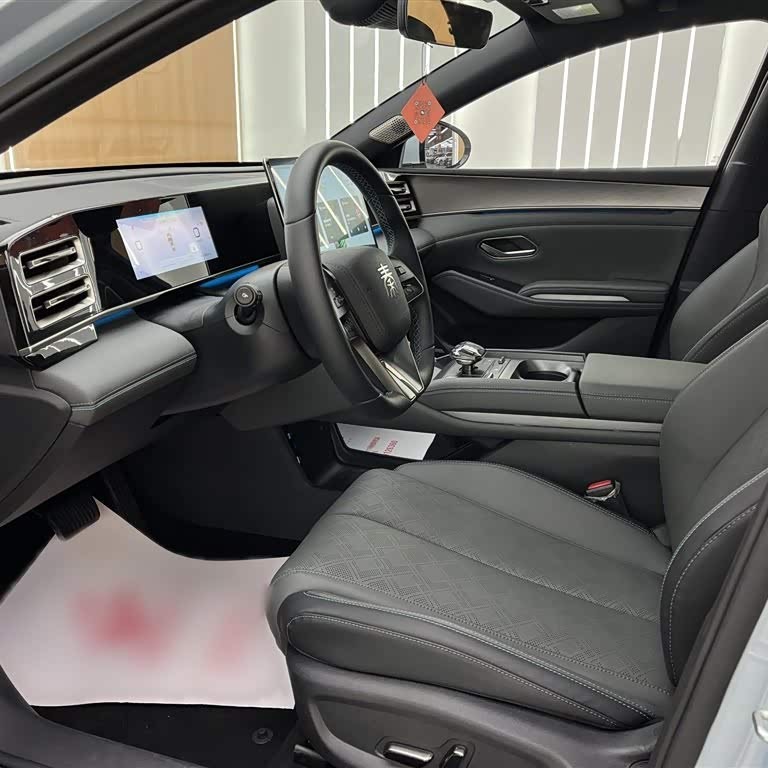 Qin L 2024 DM-i 120KM Excellence Edition Qin L 2024 DM-i 120KM Excellence Edition