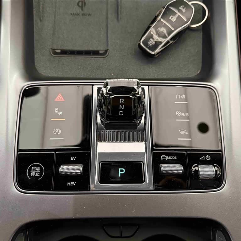 2024 Haima Glory Edition DM-i 1.5L 121km Premium Edition 2024 Haima Glory Edition DM-i 1.5L 121km Premium Edition